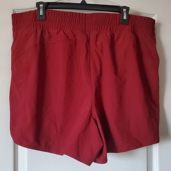 Avia Maroon 2 in 1 shorts size XXL - Picture 10 of 10